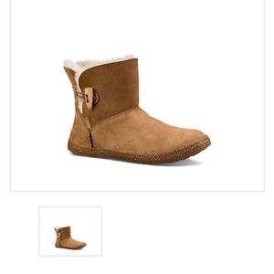 Chestnut uggs  FIT SMALL!!